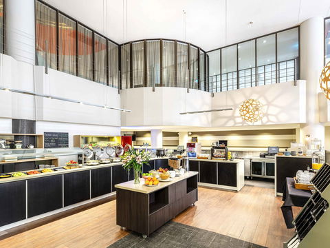 Ibis Hotel - Accommodation Bookings 13