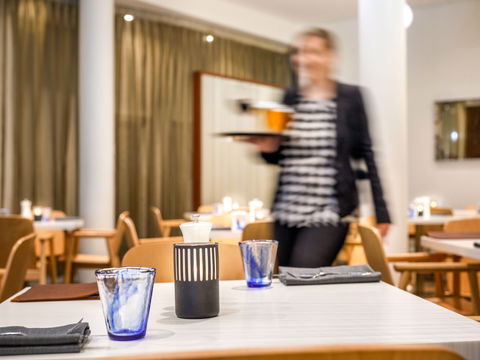 Novotel Sydney Central - Accommodation Bookings 9