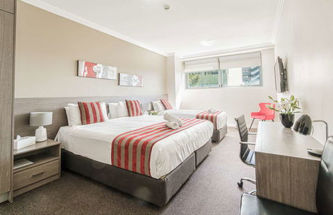 Best Western Plus Camperdown Suites - Accommodation Bookings 12