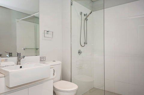 Astra Apartments Perth - Accommodation Bookings 2