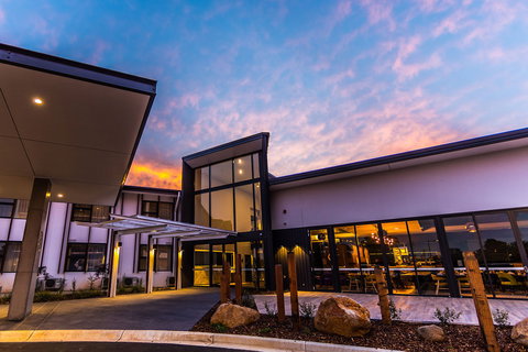 The Remington Orange - Accommodation Bookings 0