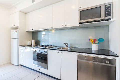 Astra Apartments Sydney CBD - Accommodation Bookings 2