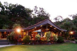 Trinity Beach Palace - Accommodation Bookings 0