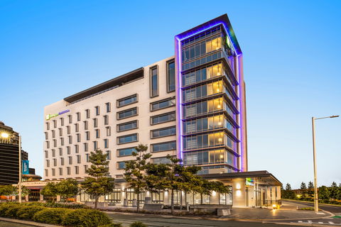 Holiday Inn Express/Stes Sunshine Coast - Accommodation Bookings 0