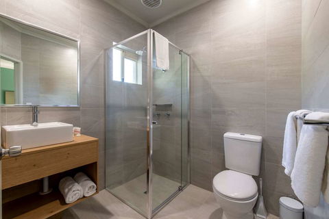 Nightcap At Waterfront Hotel - Accommodation Bookings 1