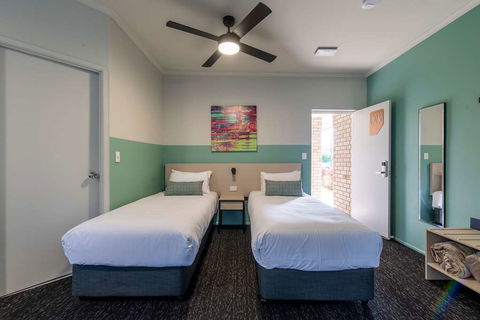 Nightcap At Waterfront Hotel - Accommodation Bookings 2