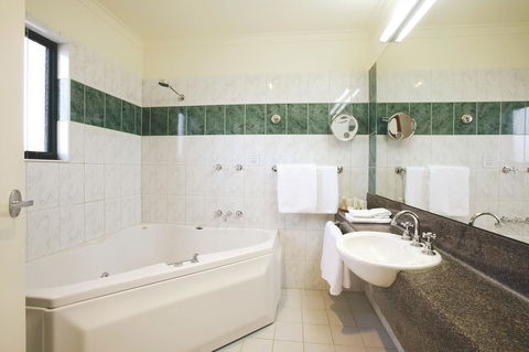 Gateway On Monash - Accommodation Bookings 1
