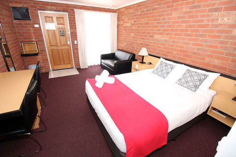 Pevensey Motor Lodge - Accommodation Bookings 2