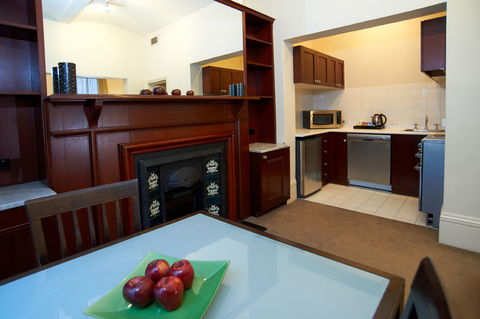 Gordon House Apartments - Accommodation Bookings 2