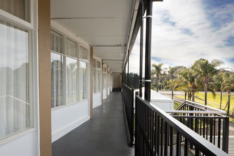 Rivers Inn Motel - Accommodation Bookings 1