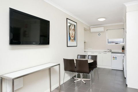 Forrest Hotel & Apartments - Accommodation Bookings 2