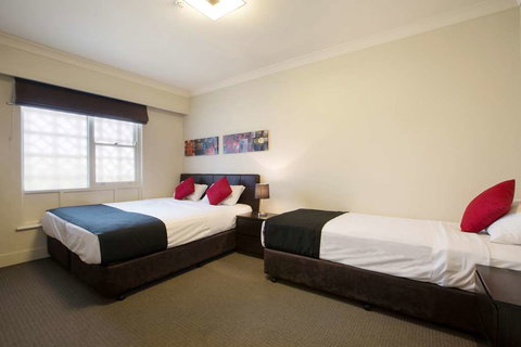 Enfield Hotel - Accommodation Bookings 1