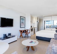 Meriton Suites Broadbeach - Accommodation Bookings