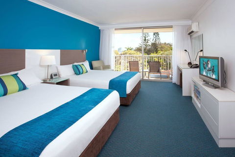 Sea World Resort - Accommodation Bookings 0