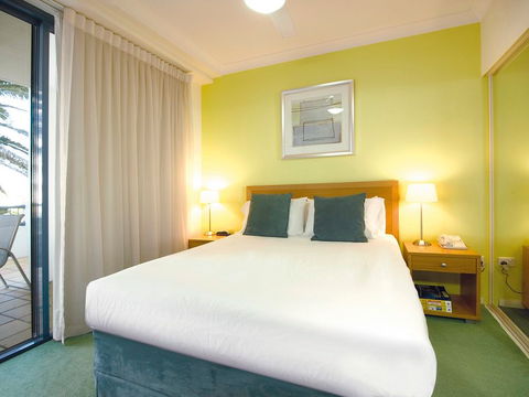Oaks Calypso Plaza Resort - Accommodation Bookings 2
