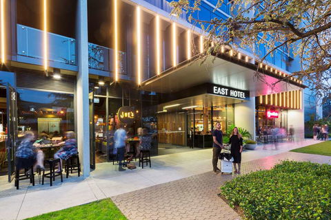 East Hotel - Accommodation Bookings 1