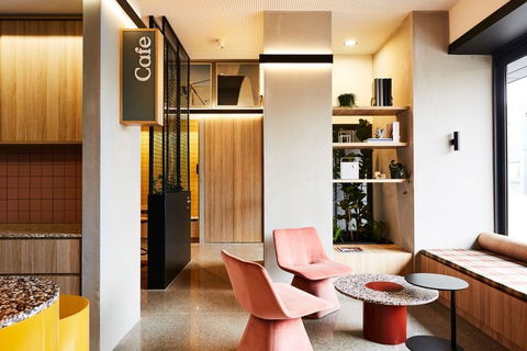Lanbruk Apartment Hotel-Richomnd Hill - Accommodation Bookings 2