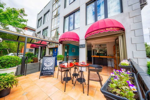Comfort Hotel East Melbourne - Accommodation Bookings 0