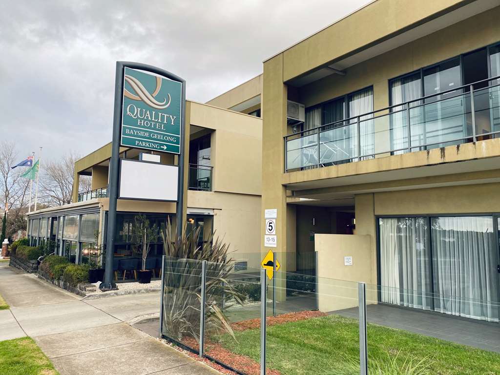  Accommodation Bookings