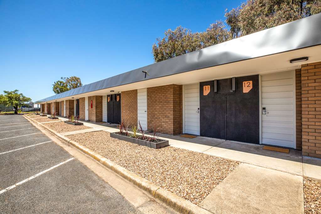  Accommodation Bookings