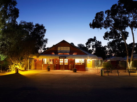 Outback Hotel & Lodge - Accommodation Bookings 0