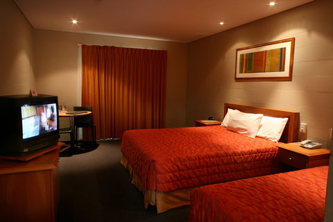 Outback Hotel & Lodge - Accommodation Bookings 2