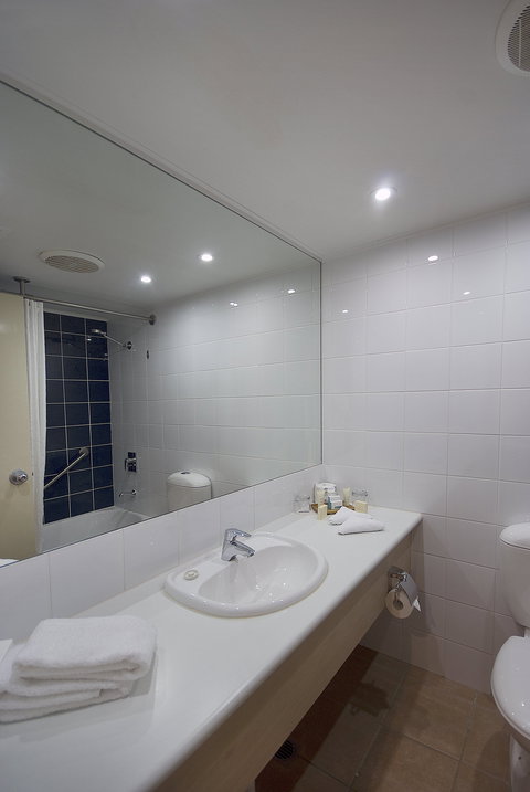 Outback Hotel & Lodge - Accommodation Bookings 3