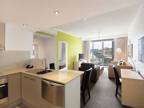 Oaks Gateway On Palmer - Accommodation Bookings 4