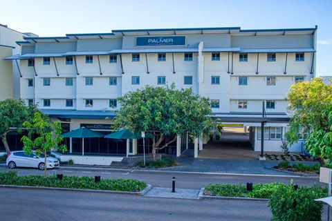The Palmer Collective - Accommodation Bookings 1