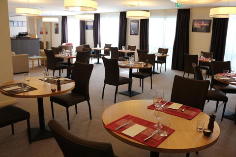 Bairnsdale International - Accommodation Bookings 9
