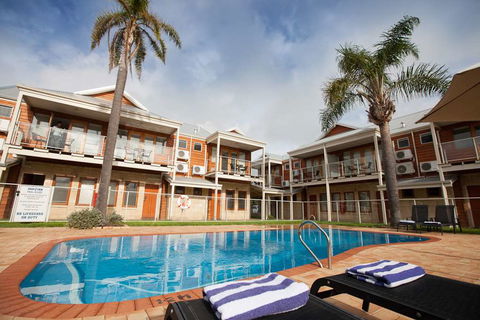 Royal Palms Resort By Nightcap - Accommodation Bookings 7