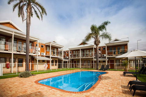 Royal Palms Resort By Nightcap - Accommodation Bookings 8