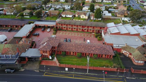 Sovereign Park Motor Inn - Accommodation Bookings 1