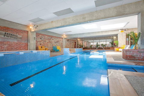 Sovereign Park Motor Inn - Accommodation Bookings 7