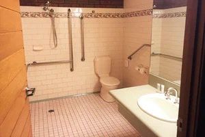 Sovereign Park Motor Inn - Accommodation Bookings 17