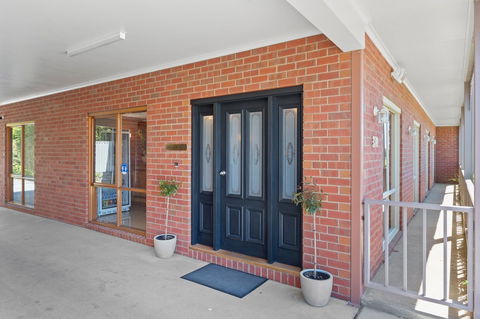 Burke & Wills Motor Inn - Accommodation Bookings 2