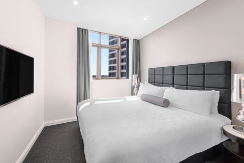 Meriton Suites Church Street, Parramatta - Accommodation Bookings 6