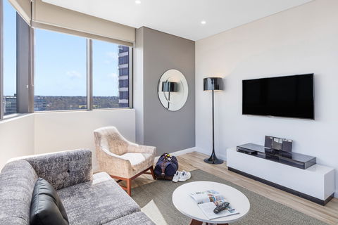 Meriton Suites Church Street, Parramatta - Accommodation Bookings 7