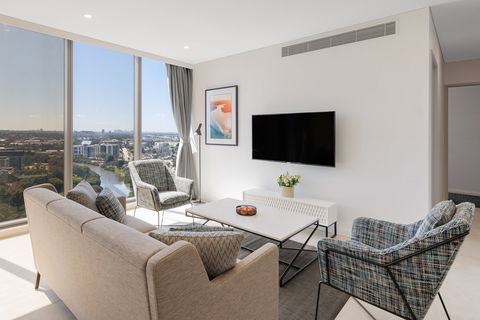 Meriton Suites George St - Accommodation Bookings 4