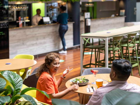 Novotel Darwin Atrium - Accommodation Bookings 13