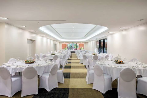 DoubleTree By Hilton Esplanade Darwin - Accommodation Bookings 9