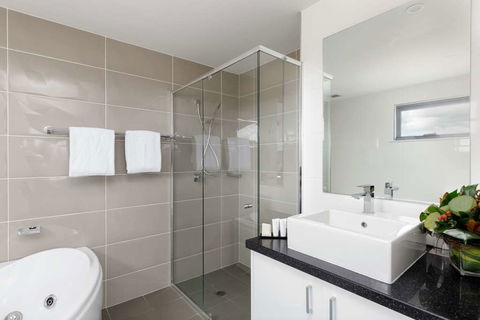 Rydges Mount Panorama Bathurst - Accommodation Bookings 13