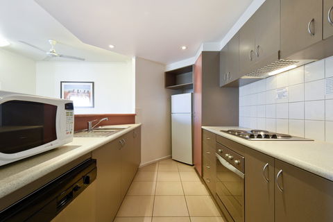 Metro Advance Apartments & Hotel - Accommodation Bookings 4