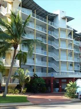 Cullen Bay Resorts - Accommodation Bookings 11