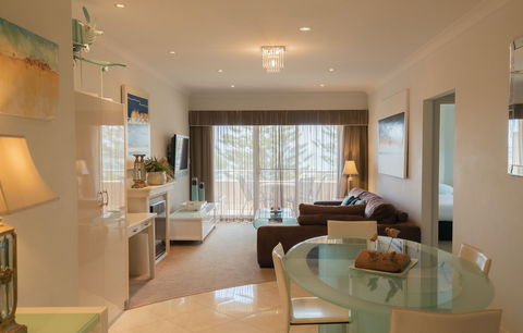 Aurora Ozone Hotel - Accommodation Bookings 6