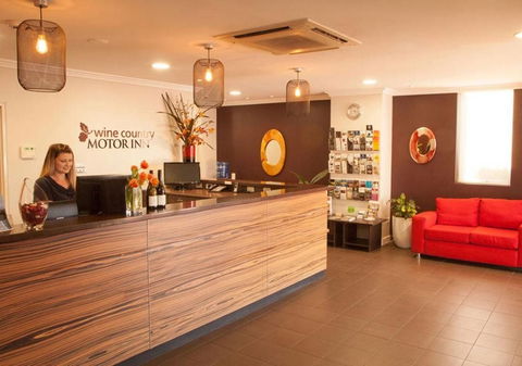 Wine Country Motor Inn - Accommodation Bookings 1