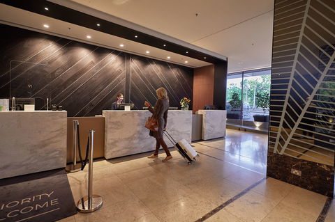 Pullman Melbourne On The Park - Accommodation Bookings 2