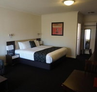 Charles Sturt Suites - Accommodation Bookings