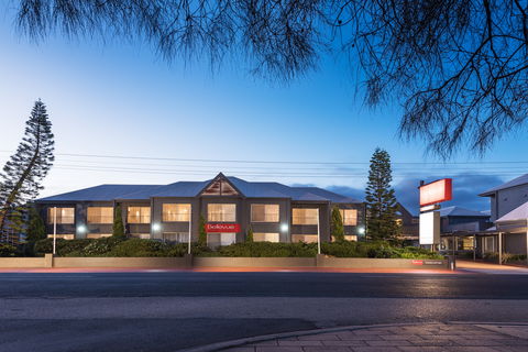 Bellevue On The Lakes - Accommodation Bookings 0