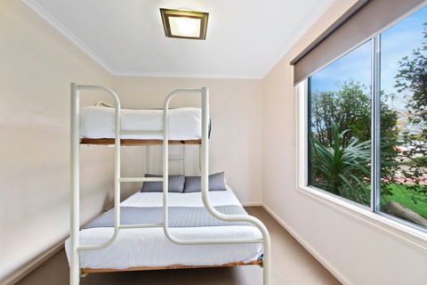 Bellevue On The Lakes - Accommodation Bookings 2